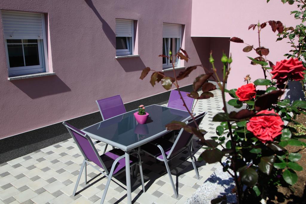 פרמנטורה Apartments Fiora מראה חיצוני תמונה