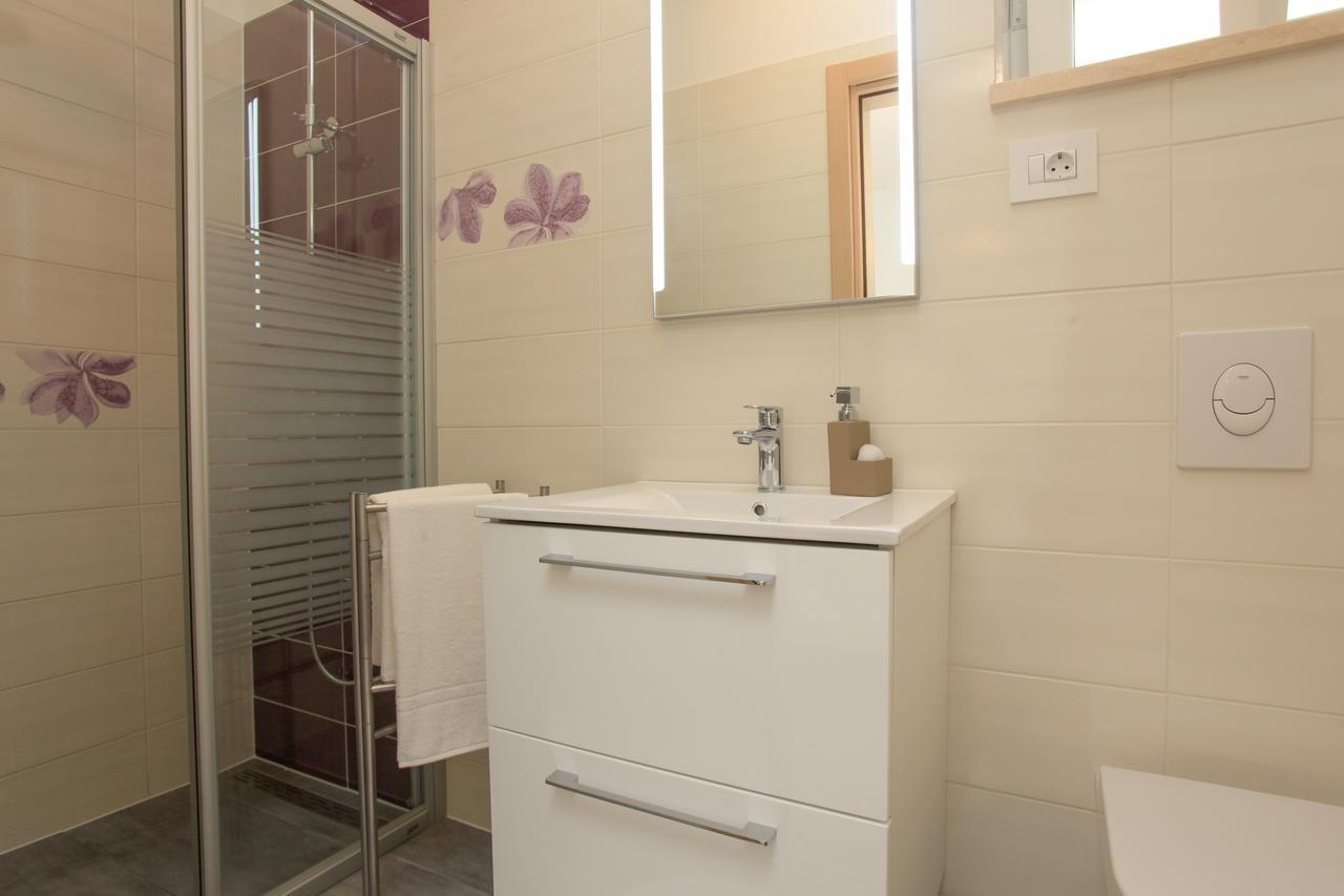 פרמנטורה Apartments Fiora מראה חיצוני תמונה